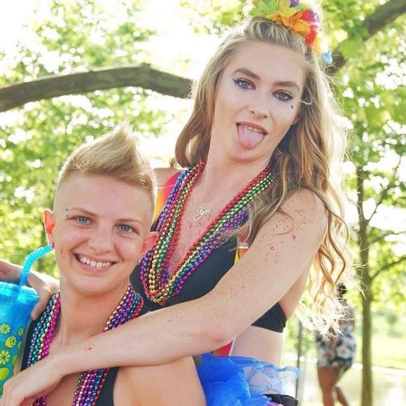 Meet your Posher, Roni - Picture 1 of 1